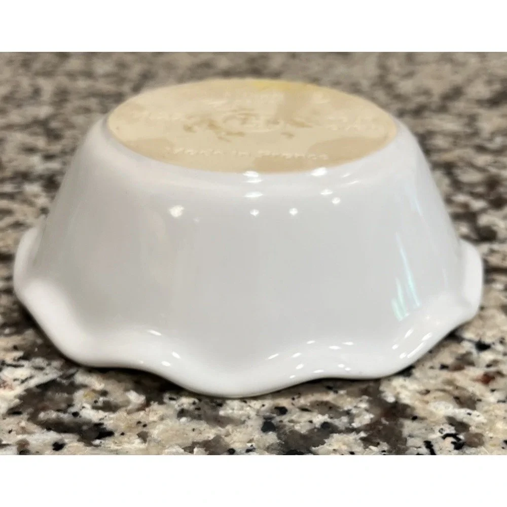 Emile Henry Ivory Fluted Ruffled Small‎ Pie Dish Bowl 5.5